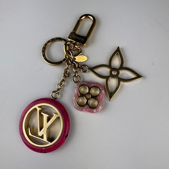 💎✨ Authentic Louis Vuitton Colorline Bag Charm Key Holder - Picture 3 of 3